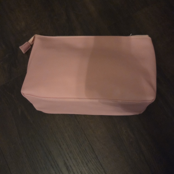 NWT Y2K Ed Hardy Pink Heart Love Rhinestones Cosmetic/Makeup Bag - Picture 5 of 6